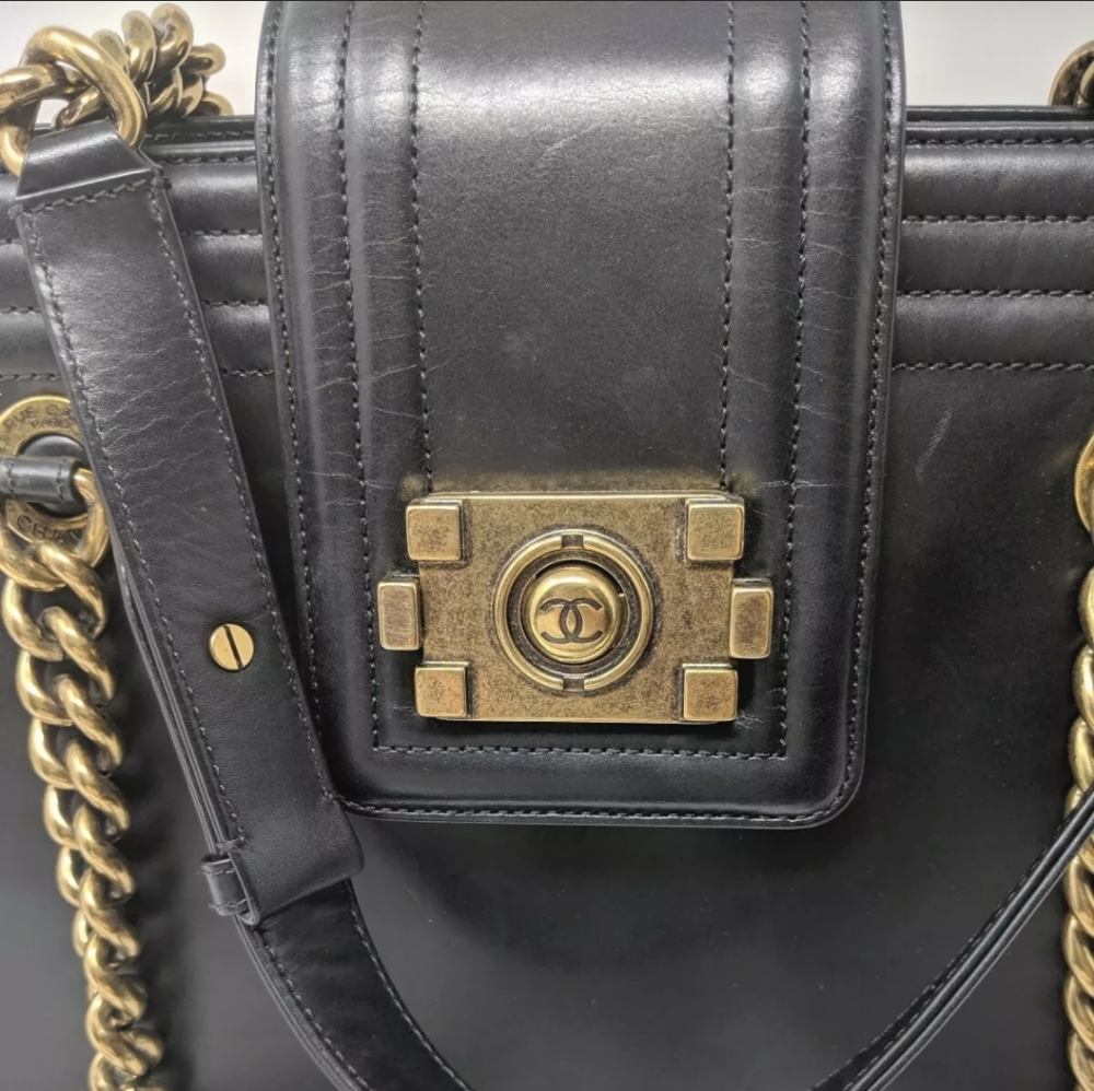 🚨🎉 HP 🎉CHANEL Boy Black Tote Calfskin Leather Rare!Limited Edition - Picture 10 of 16